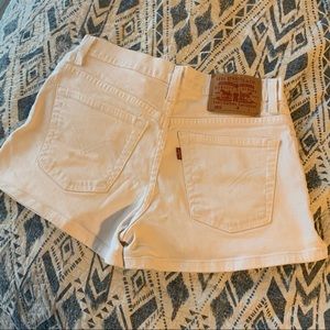 VINTAGE | Levi's White Denim Shorts